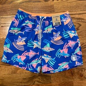 NWT Chubbies classic swim trunks Size M